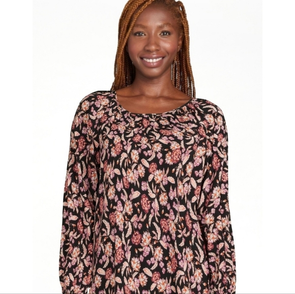 Terra & Sky NWT Plus Size Long Sleeve Round Neck Relaxed Fit Peasant Top 843 - Picture 3 of 5